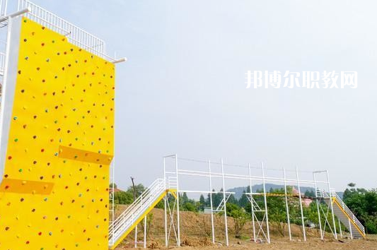 武漢華中藝術(shù)學(xué)校2022年報(bào)名條件、招生要求、招生對象