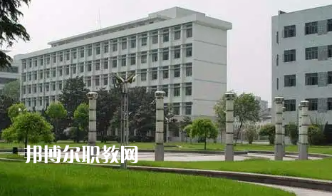 湖北旅游學(xué)校2022年報(bào)名條件、招生要求、招生對(duì)象
