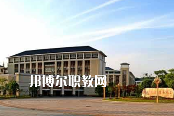 江漢油田職業(yè)技術(shù)學(xué)校2022年報(bào)名條件、招生要求、招生對(duì)象