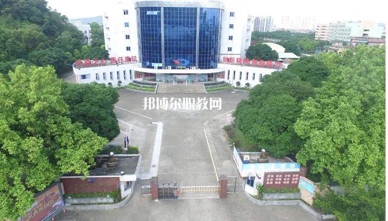 佛山順德區(qū)李偉強職業(yè)技術(shù)學校2022年招生辦聯(lián)系電話