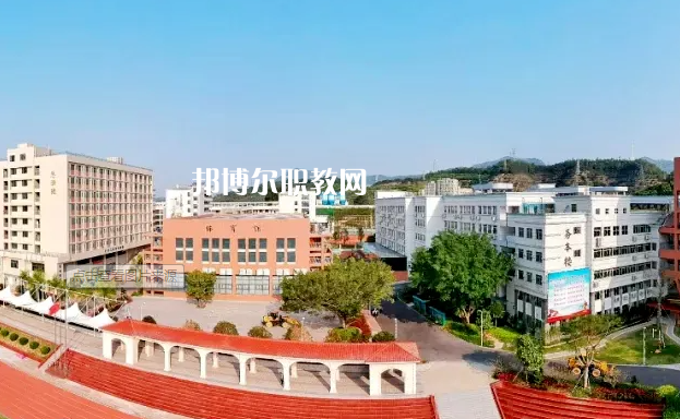 深圳市龍崗區(qū)第二職業(yè)技術學校2022年宿舍條件