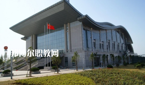 武漢體育運(yùn)動(dòng)學(xué)校2022年報(bào)名條件、招生要求、招生對(duì)象