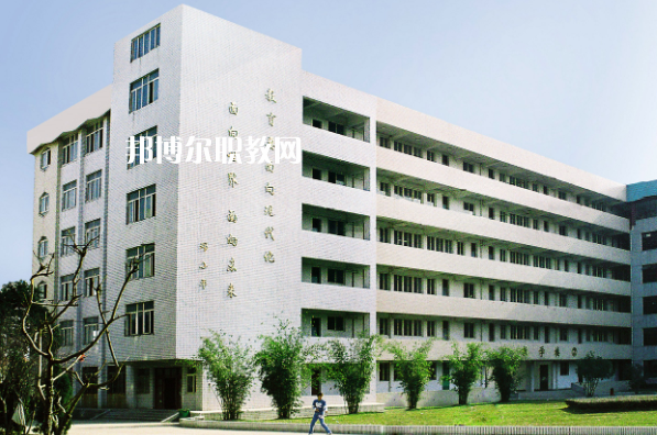 武漢技師學(xué)院2022年報名條件、招生要求、招生對象
