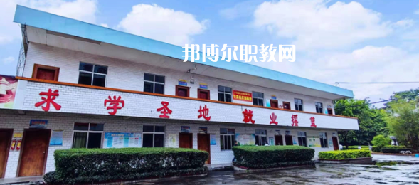 玉林電子工業(yè)學(xué)校2022年報(bào)名條件、招生要求、招生對(duì)象