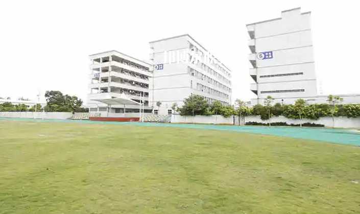 湖南醫(yī)藥衛(wèi)校2022年報名條件、招生要求、招生對象