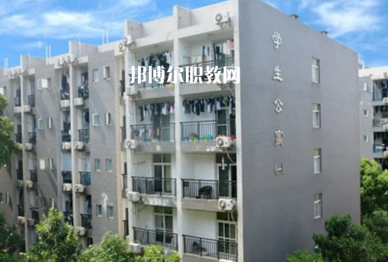 長沙市高新技術(shù)工程學校宿舍