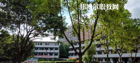 廣西玉林市現(xiàn)代職業(yè)技術(shù)學(xué)校2022年報名條件、招生要求、招生對象