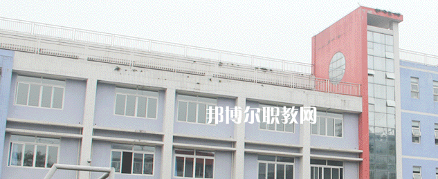 重慶機(jī)電工程高級技工學(xué)校2023年報(bào)名條件、招生要求、招生對象