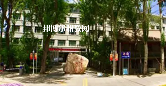 青海高職?？圃盒Ｅ琶?強(qiáng)
