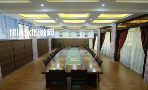 四川省南充外國(guó)語中等專業(yè)學(xué)校2023年招生計(jì)劃