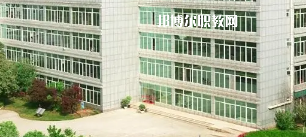 2023成都新高技工學(xué)校招生計劃 招生人數(shù)是多少(附要求、條件、對象)