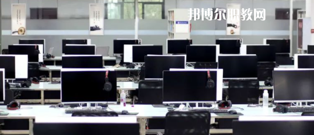 攀枝花技師學(xué)院地址在哪里，哪個(gè)地區(qū)，哪個(gè)城市?