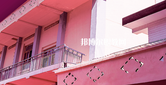 芙蓉礦務(wù)局技工學(xué)校地址在哪里，哪個(gè)地區(qū)，哪個(gè)城市?