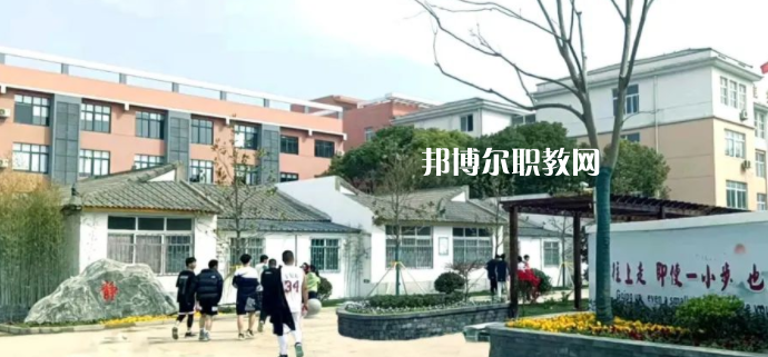 2023泰州市姜堰區(qū)江淮職業(yè)高級(jí)中學(xué)招生簡章