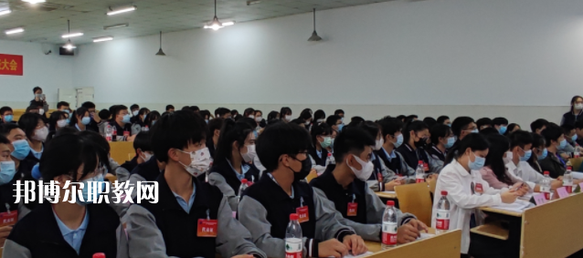 浙江省廣播電視中等專業(yè)學(xué)校地址在哪里，哪個地區(qū)，哪個城市?