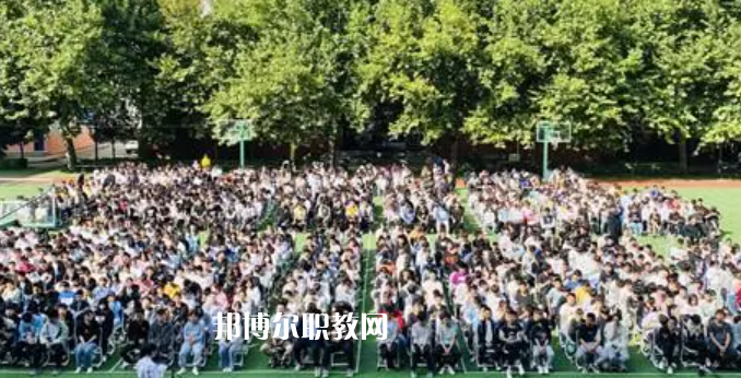 陜西工程科技高級(jí)技工學(xué)校地址在哪里，哪個(gè)地區(qū)，哪個(gè)城市?