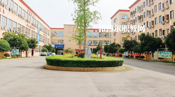 四川科華高級(jí)技工學(xué)校醫(yī)藥衛(wèi)生類(lèi)對(duì)口高考班2023排名
