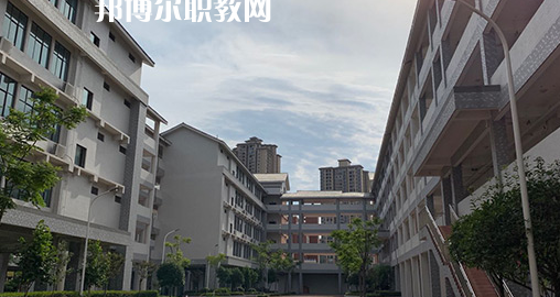 重慶市京師實驗學(xué)校航空實驗班地址，乘車路線