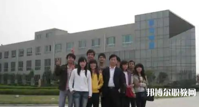 陜西省高教系統(tǒng)職業(yè)中等專業(yè)學(xué)校地址，乘車路線