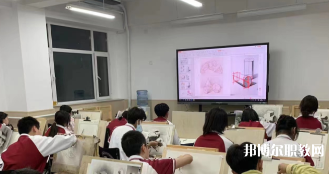 石家莊市張麗美術(shù)中等專業(yè)學(xué)校地址，乘車路線