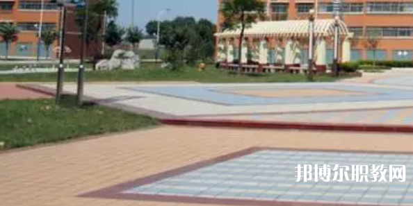 灤州市衛(wèi)生職業(yè)中等專(zhuān)業(yè)學(xué)校地址，乘車(chē)路線