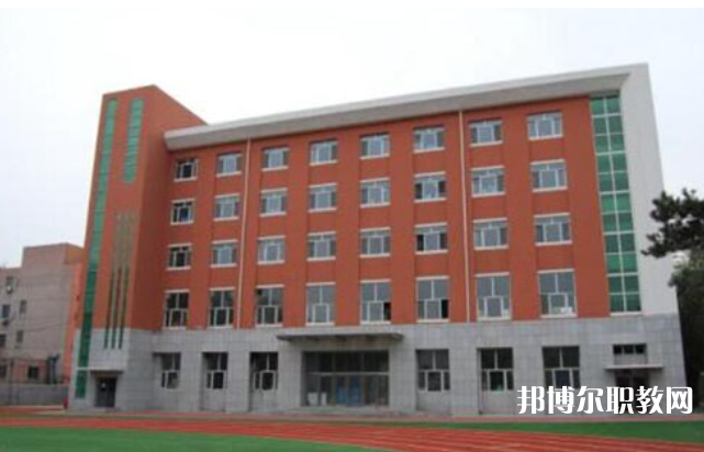 張家口華航中等專業(yè)學(xué)校地址，乘車路線
