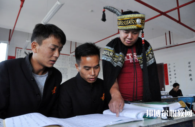 2023貴州省畢節(jié)彝文雙語(yǔ)職業(yè)學(xué)校招生計(jì)劃 招生人數(shù)是多少(附要求、條件、對(duì)象)