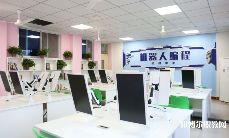 2023鄭州新華中等專業(yè)學(xué)校招生計劃 招生人數(shù)是多少(附要求、條件、對象)