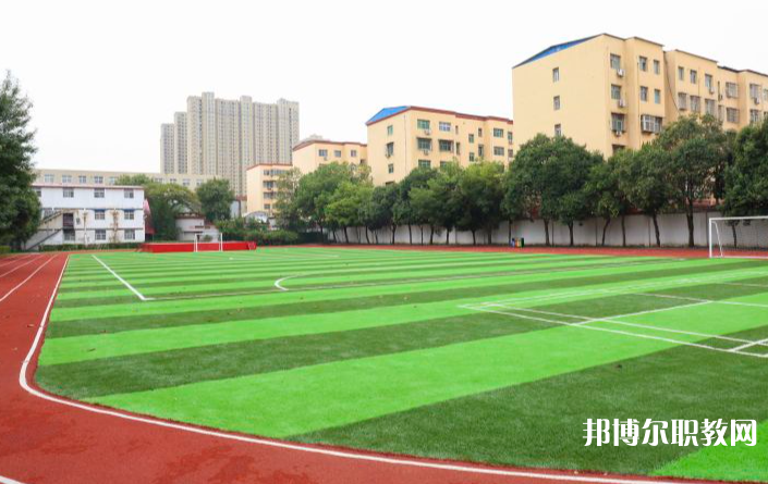 鄭州新華中等專業(yè)學(xué)校怎么樣、好不好