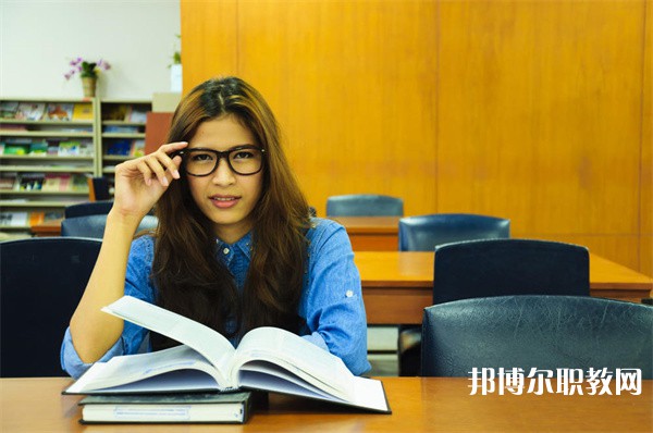 浙江哪里的職業(yè)學校能讀金融事務專業(yè)專業(yè)