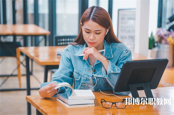 浙江哪里的中職學校能讀茶藝專業(yè)