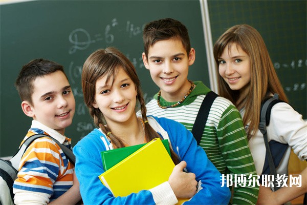 浙江哪里的職業(yè)學校能讀康復服務與管理（護理）專業(yè)
