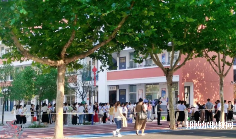 2023商水職業(yè)中專多少錢 商水職業(yè)中專各專業(yè)學(xué)費收費標準