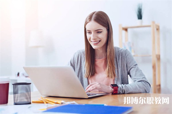 江西哪里的職業(yè)學校能讀無人機應用技術專業(yè)