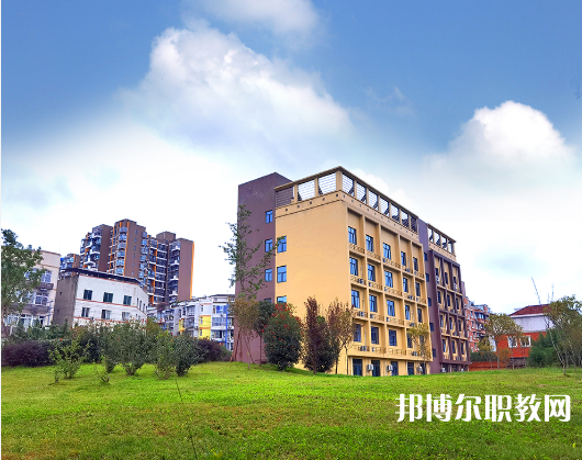 2024四川國(guó)盛技工學(xué)校多少錢(qián)  四川國(guó)盛技工學(xué)校各專業(yè)學(xué)費(fèi)收費(fèi)標(biāo)準(zhǔn)