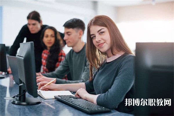 河南哪里的中專學校能讀動漫游戲專業(yè)