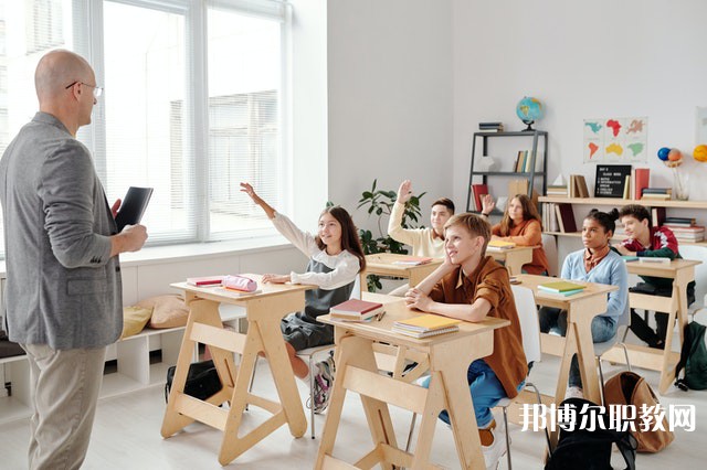 廣西哪里的職業(yè)學校能讀電梯工程技術(shù)專業(yè)
