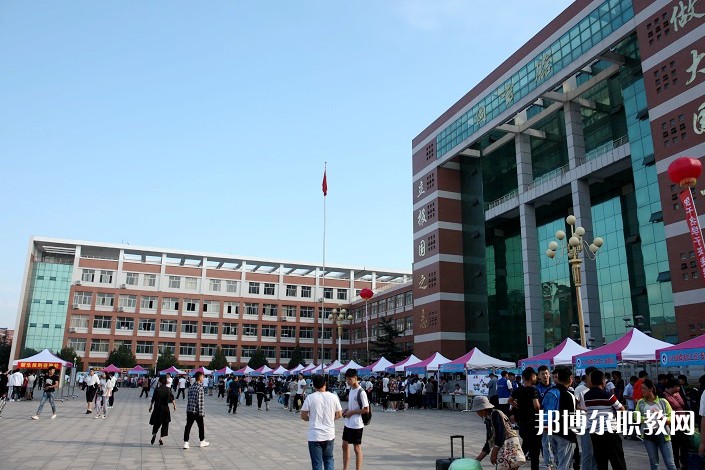 萊蕪航空中等專業(yè)學(xué)校怎么樣、好不好