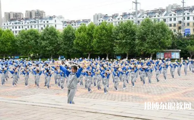 青島西海岸新區(qū)黃海職業(yè)學(xué)校怎么樣、好不好