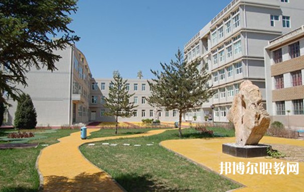 2024原平修遠(yuǎn)職業(yè)高級(jí)中學(xué)多少錢(qián) 原平修遠(yuǎn)職業(yè)高級(jí)中學(xué)各專業(yè)學(xué)費(fèi)收費(fèi)標(biāo)準(zhǔn)