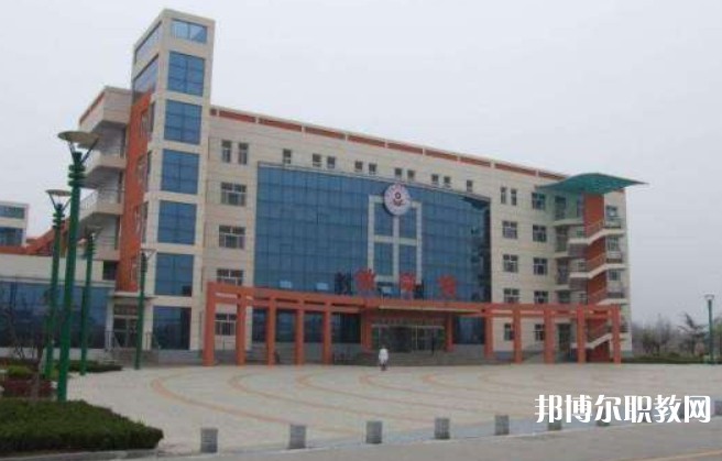 2024臨沂科技普通中等專業(yè)學校多少錢 臨沂科技普通中等專業(yè)學校各專業(yè)學費收費標準