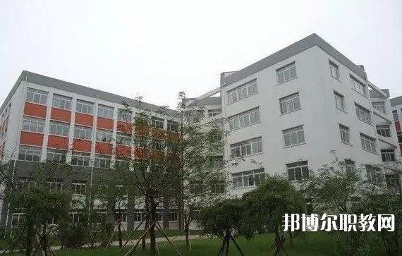 鞍山市藝術(shù)學校怎么樣、好不好