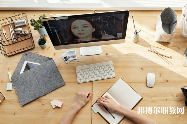 貴州哪里的中職學(xué)校能讀計算機動漫與游戲制作專業(yè)