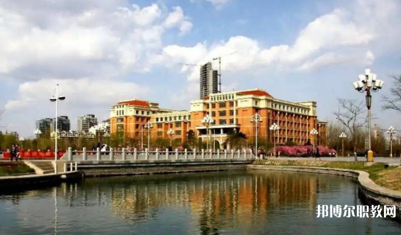 2025渤海大學(xué)附屬中等職業(yè)技術(shù)專(zhuān)業(yè)學(xué)校招生計(jì)劃 招生人數(shù)是多少(附要求、條件、對(duì)象)