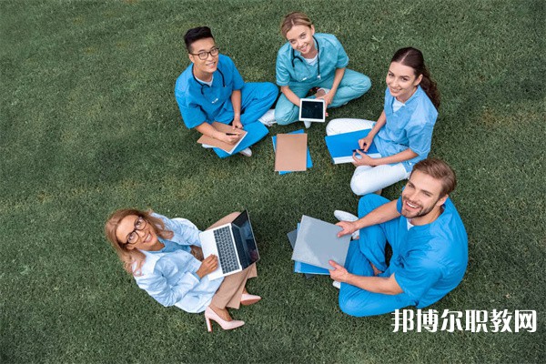 湖南哪里的中職學校能讀羽毛球?qū)I(yè)