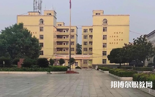 漣源工貿(mào)職業(yè)中等專(zhuān)業(yè)學(xué)校2024年招生錄取分?jǐn)?shù)線(xiàn)（2025參考）