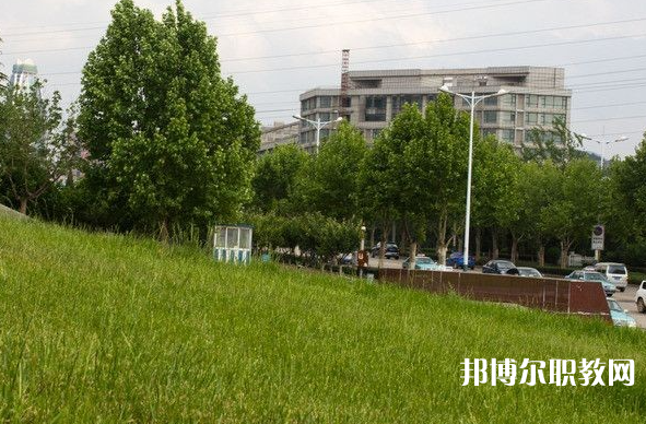 2025遵義公辦中專學(xué)校最新排名前三名單
