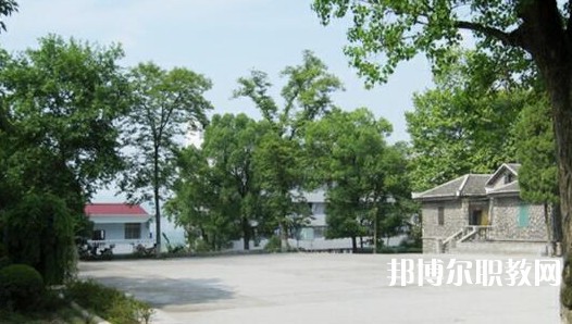 2025恩施公辦中專(zhuān)學(xué)校最新排名前三名單