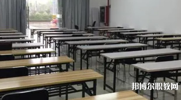 2025保定公辦中專學(xué)校最新排名前三名單