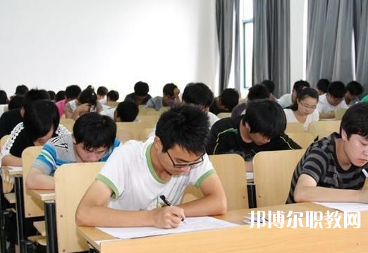 2025淮南中職學(xué)校最新排名前三名單